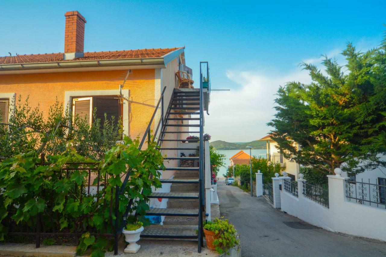 Apartments Vendi Sibenik Bagian luar foto